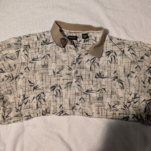 Izod Men's Polo with Beige and Navy Design